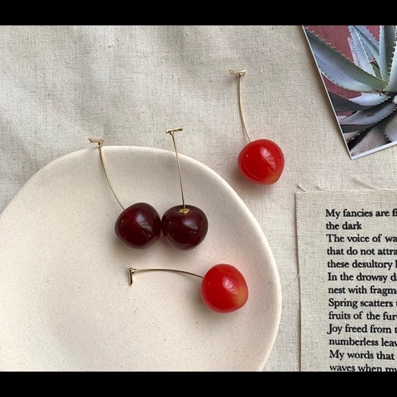 Cherry drop earrings - Picture 9 of 10